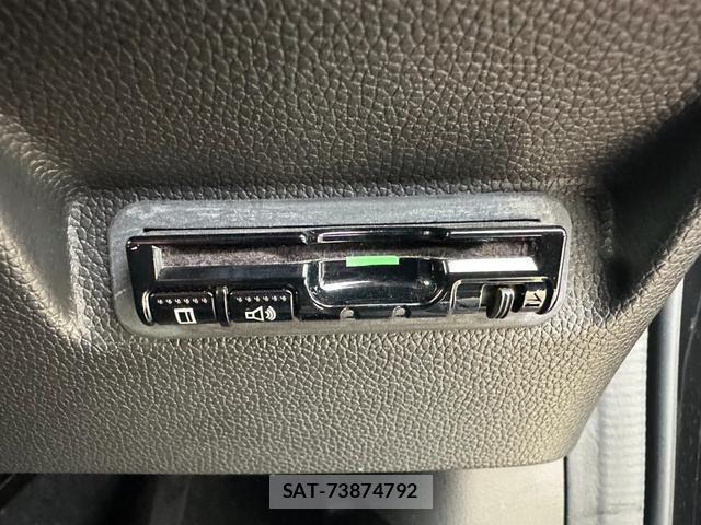 Honda FREED HYBRID 2017-04 8817803-13
