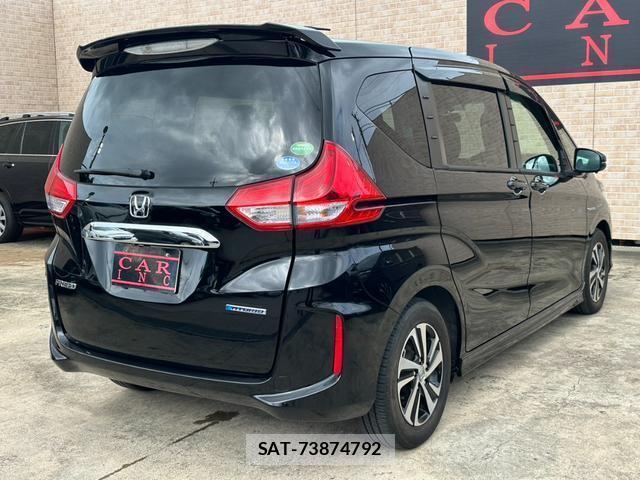 Honda FREED HYBRID 2017-04 8817803-2