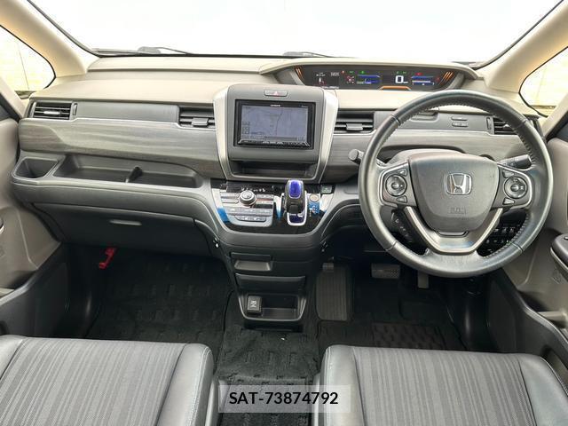Honda FREED HYBRID 2017-04 8817803-5