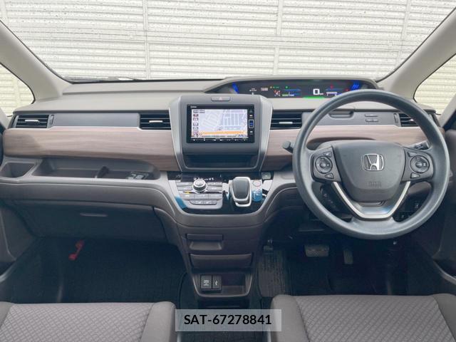 Honda FREED HYBRID 2021-11 8817811-1