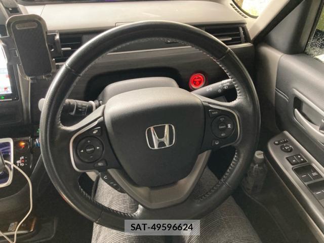 Honda FREED 2018-06 8812413-11