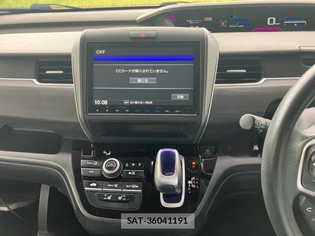 Honda FREED 2017-04 8813630-18