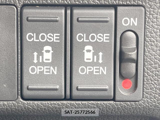 Honda FREED 2022-11 8814779-3