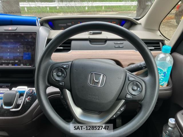 Honda FREED 2020-11 8817405-7