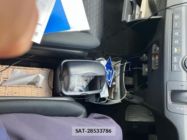 Honda FREED SPIKE 2012-07 8813521-9