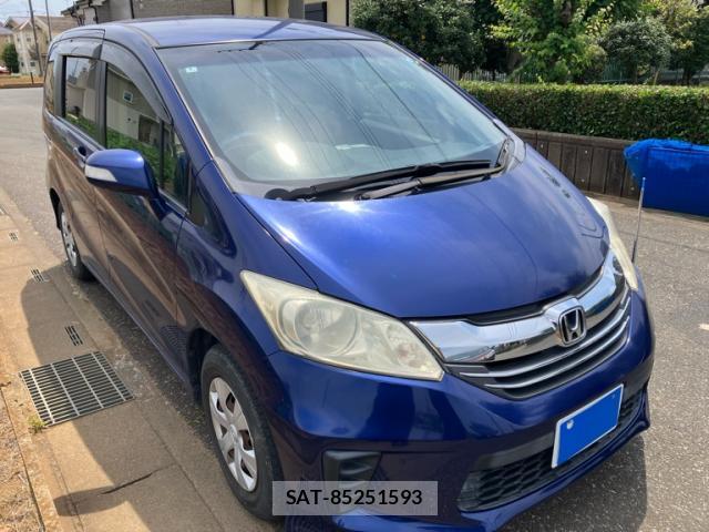 Honda FREED 2016-01 8813009-1