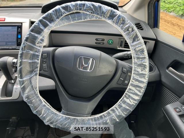 Honda FREED 2016-01 8813009-15
