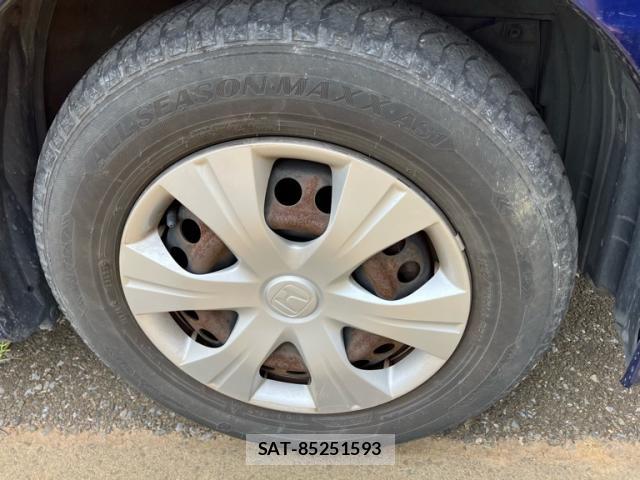 Honda FREED 2016-01 8813009-4