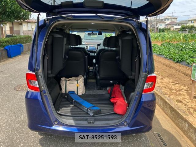 Honda FREED 2016-01 8813009-7