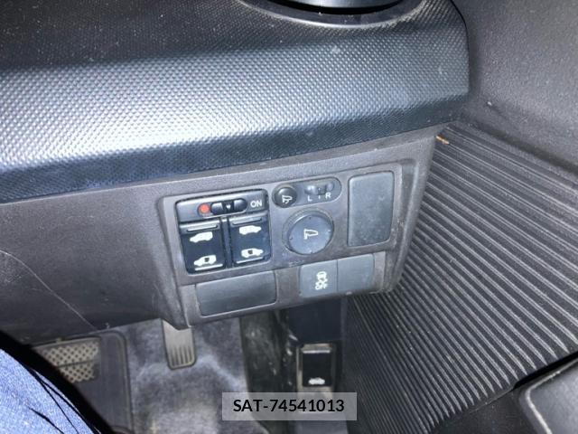 Honda FREED 2012-02 8813371-8