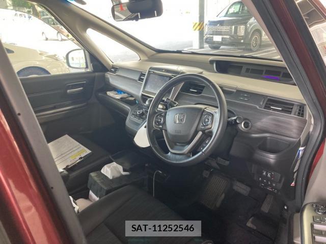 Honda FREED 2017-10 8813605-5