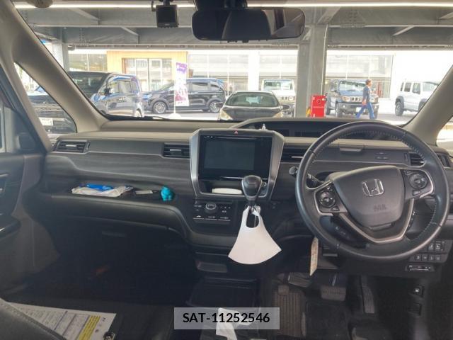 Honda FREED 2017-10 8813605-7