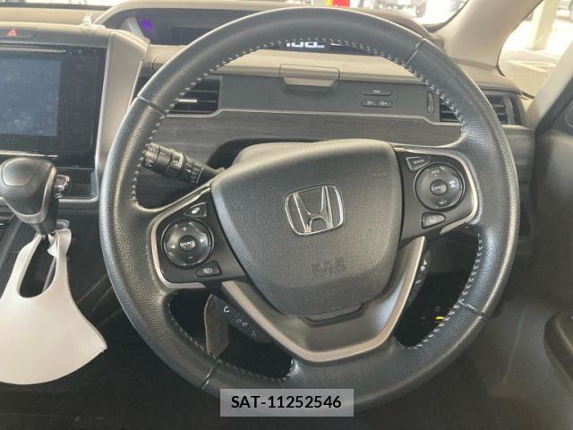 Honda FREED 2017-10 8813605-8