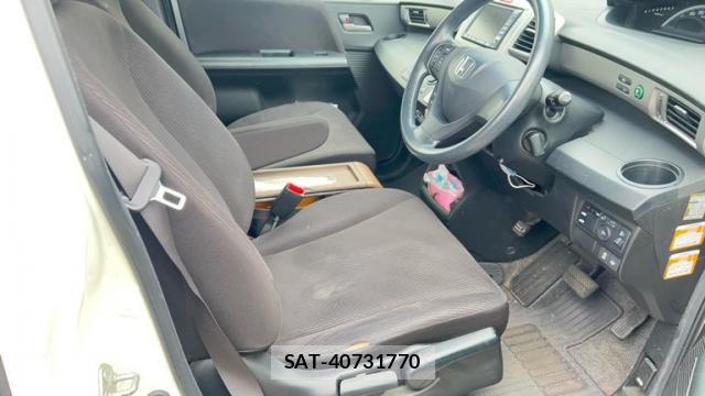 Honda FREED 2012-01 8813736-8