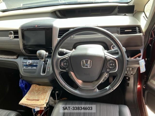 Honda FREED 2016-09 8813846-6