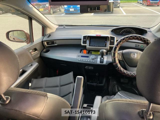 Honda FREED 2016-02 8813902-14