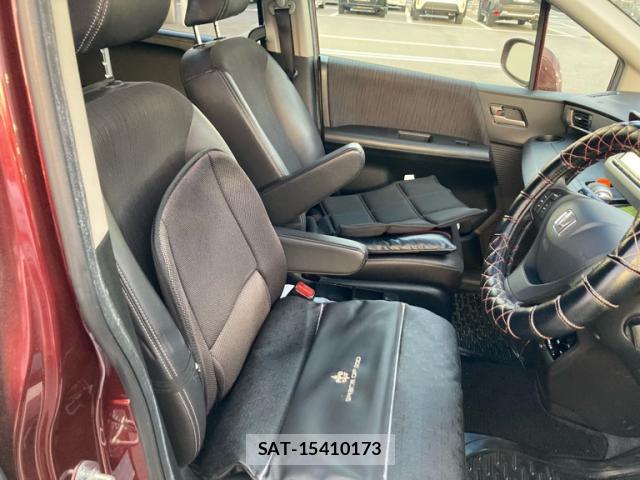 Honda FREED 2016-02 8813902-18
