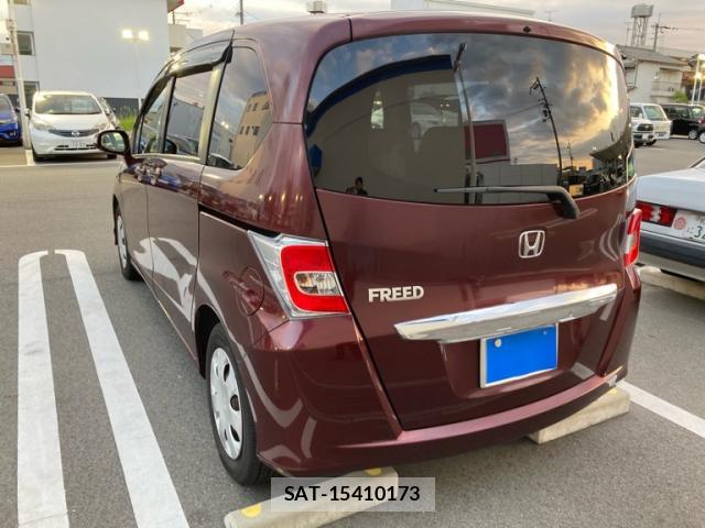 Honda FREED 2016-02 8813902-4