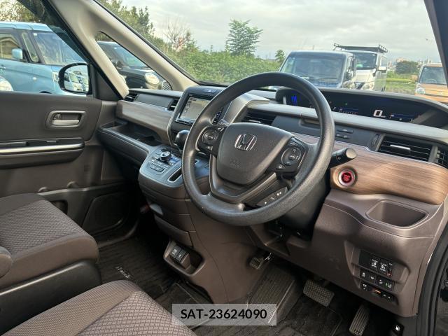 Honda FREED 2021-03 8814486-14