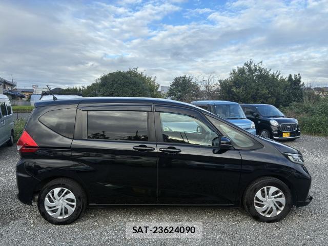 Honda FREED 2021-03 8814486-6