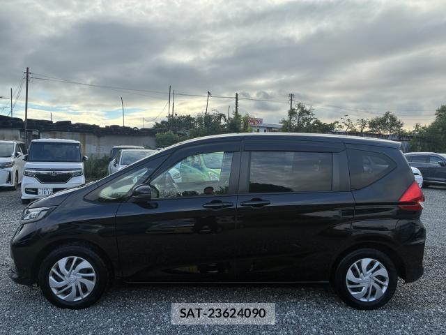 Honda FREED 2021-03 8814486-7