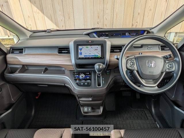 Honda FREED 2022-01 8814894-1