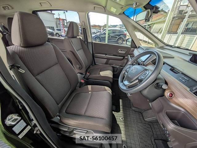 Honda FREED 2022-01 8814894-9
