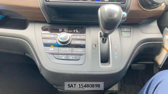 Honda FREED 2023-12 8816248-11