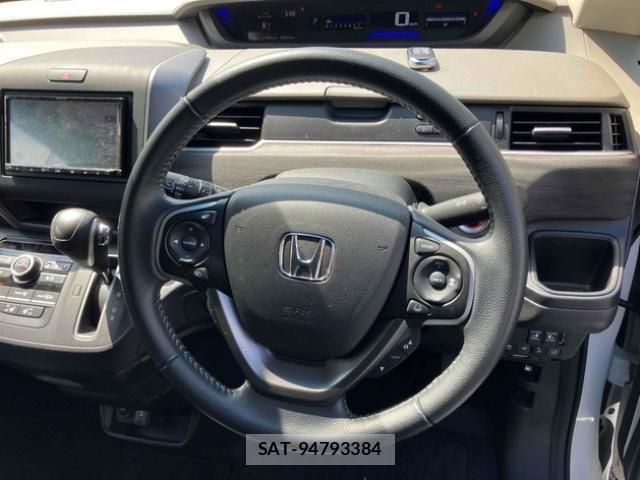 Honda FREED 2022-03 8816278-9