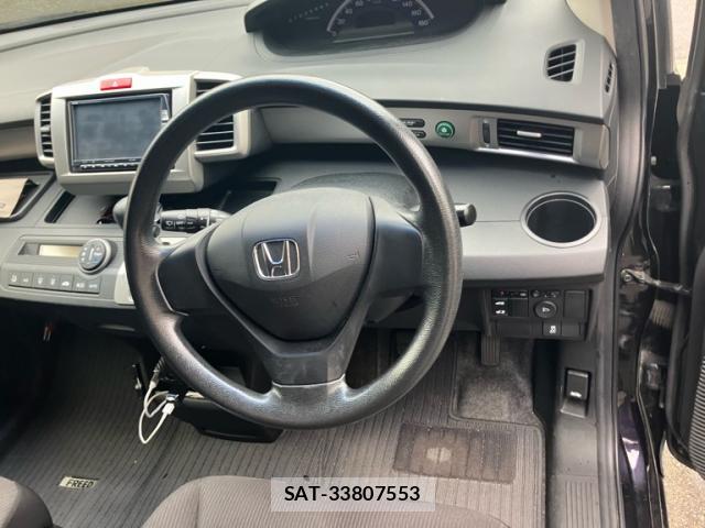 Honda FREED 2012-11 8816334-11