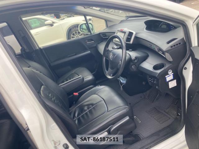 Honda FREED 2015-12 8816518-7