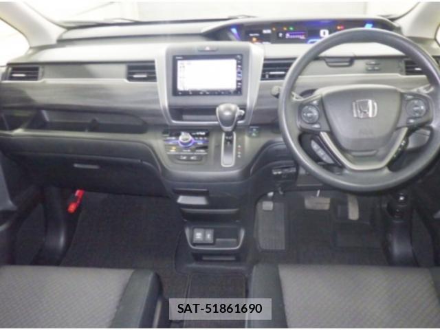 Honda FREED 2023-10 8816665-2