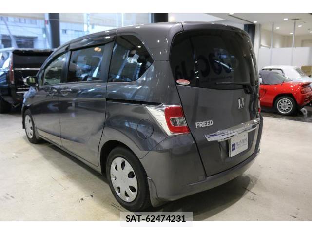 Honda FREED 2014-08 8817303-11