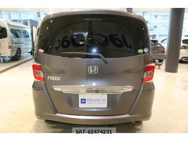 Honda FREED 2014-08 8817303-12