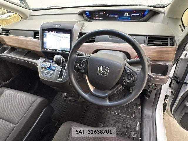 Honda FREED 2019-10 8817345-2