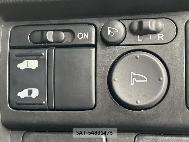 Honda FREED 2010-06 8817586-4