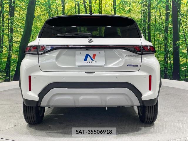 Suzuki Fronx 2025-09 8812258-14