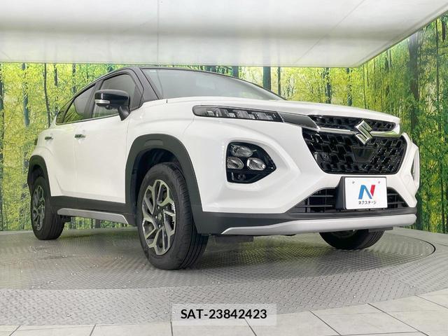 Suzuki Fronx 2024-11 8813996-15