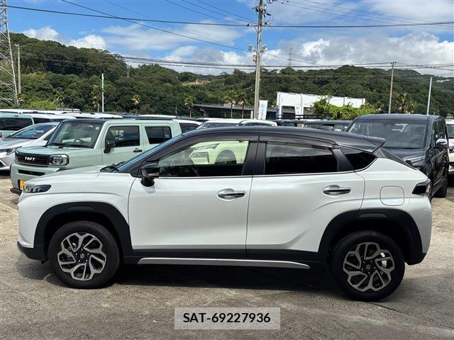 Suzuki Fronx 2025-01 8814719-11