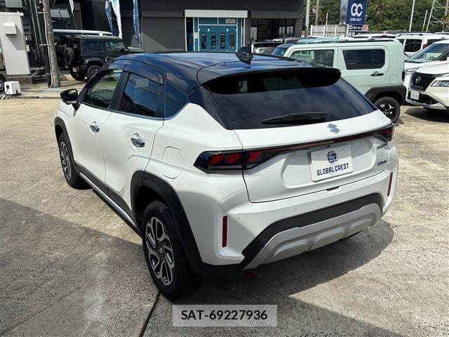 Suzuki Fronx 2025-01 8814719-12