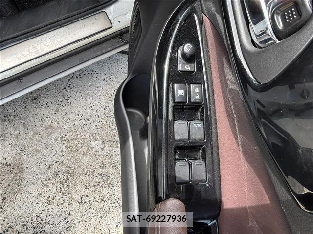 Suzuki Fronx 2025-01 8814719-18