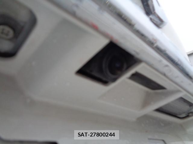 Nissan FUGA HYBRID 2018-01 8813315-19