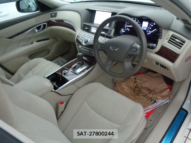 Nissan FUGA HYBRID 2018-01 8813315-3