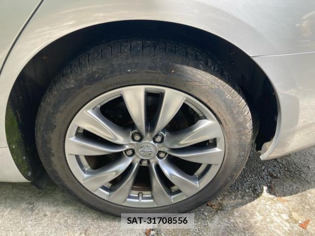 Nissan FUGA HYBRID 2013-11 8815117-5