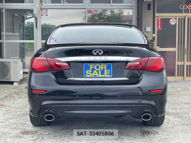 Nissan FUGA 2018-08 8815192-1