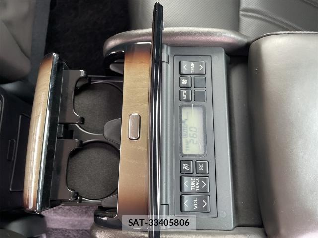 Nissan FUGA 2018-08 8815192-19