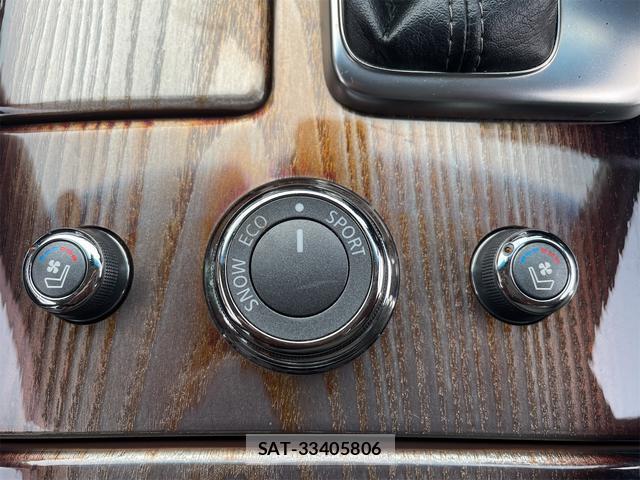 Nissan FUGA 2018-08 8815192-8