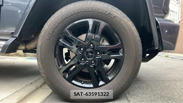 Mercedes Benz G-CLASS 2018-01 8815558-8