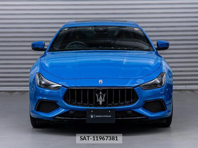 Maserati GHIBLI 2021-10 8814836-11