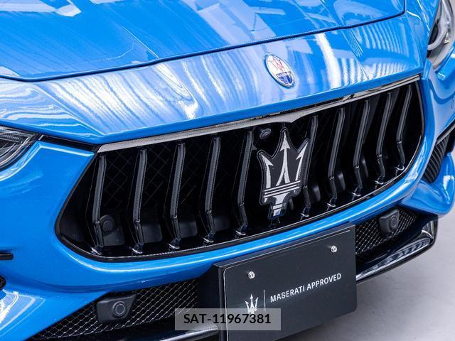 Maserati GHIBLI 2021-10 8814836-16